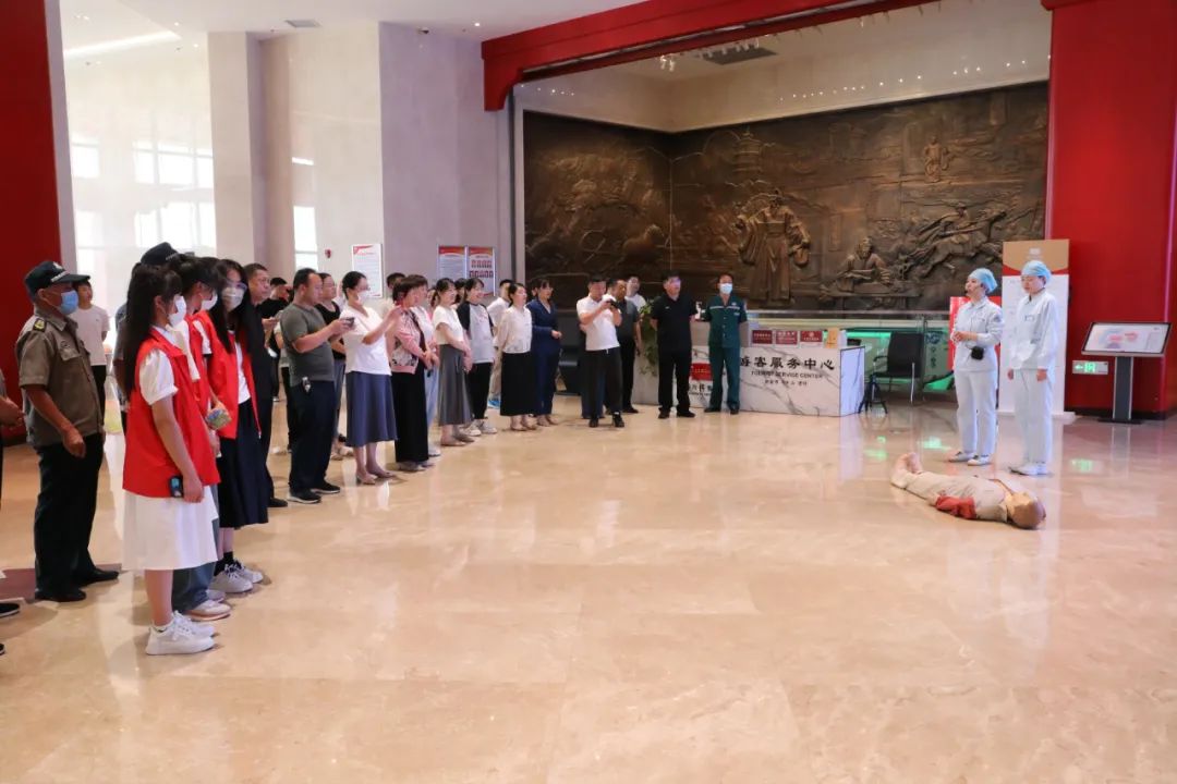 县文旅局、县人民医院在郓城县博物馆组织开展公共文化场馆应急救护技能演练